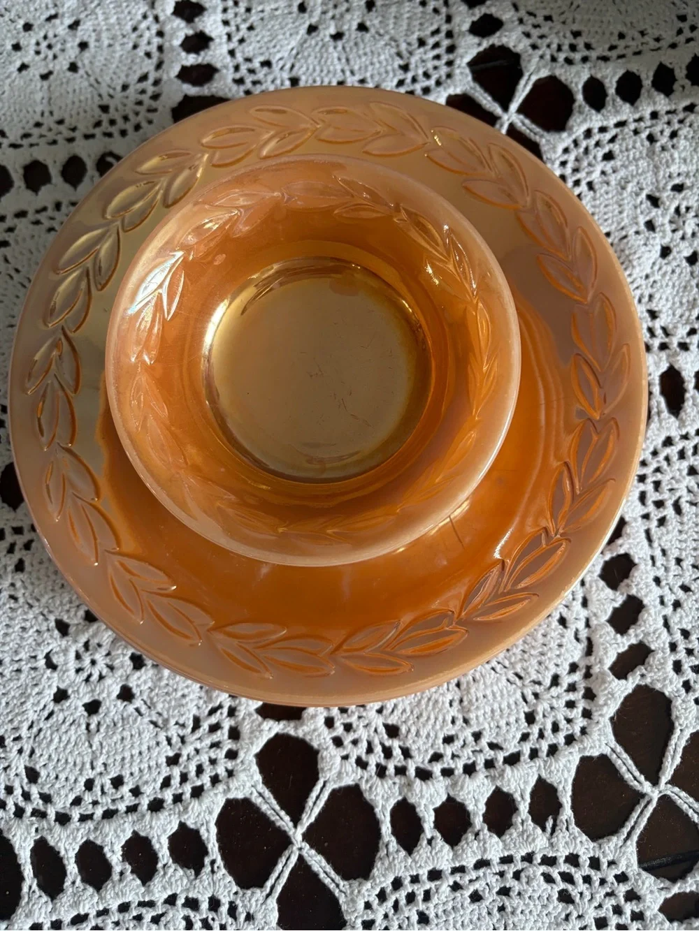 Fire King Peach Luster Laurel 4 Dessert Bowls/2 Plates/ 1 Pink Swirl
